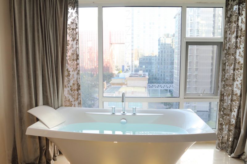 Cost of Bathtub Installation in Bridgewater, MA
